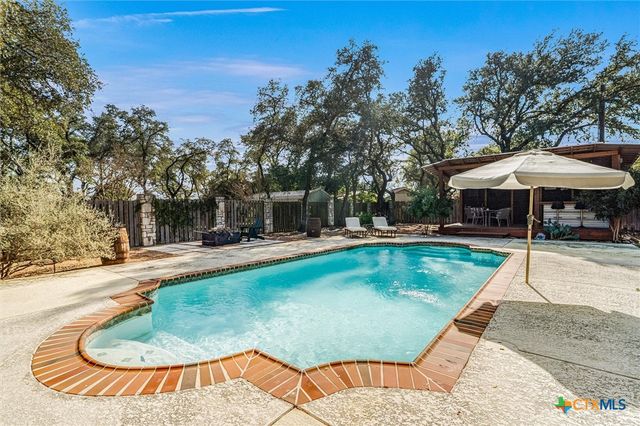 532 Hill Country Trail, Wimberley, TX 78676