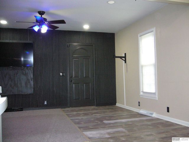 8317 State Street, Ralston, NE 68127