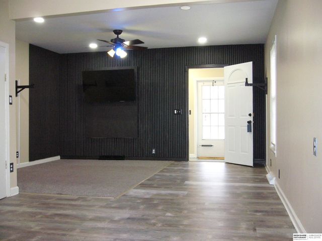 8317 State Street, Ralston, NE 68127