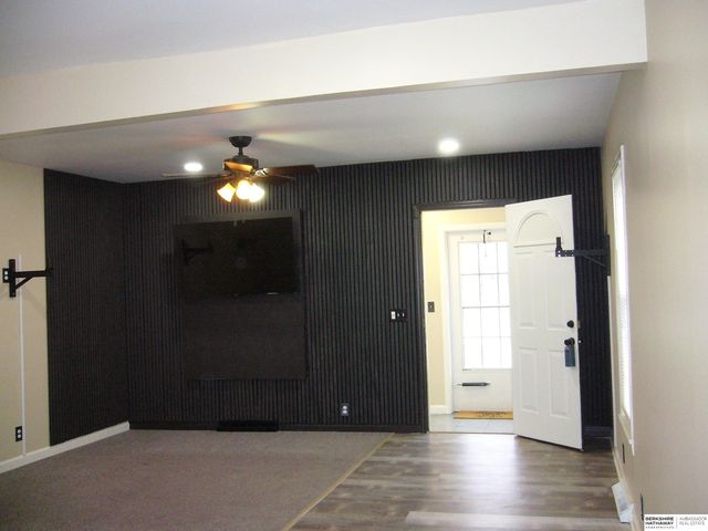 8317 State Street, Ralston, NE 68127