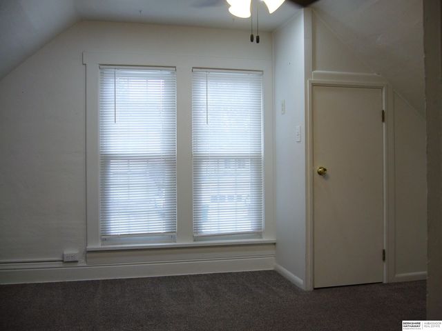 8317 State Street, Ralston, NE 68127