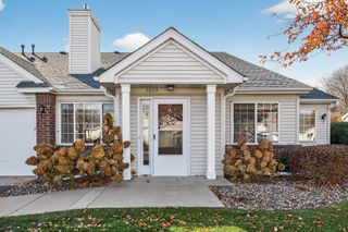 2853 87th Street E 29, Inver Grove Heights, MN 55076