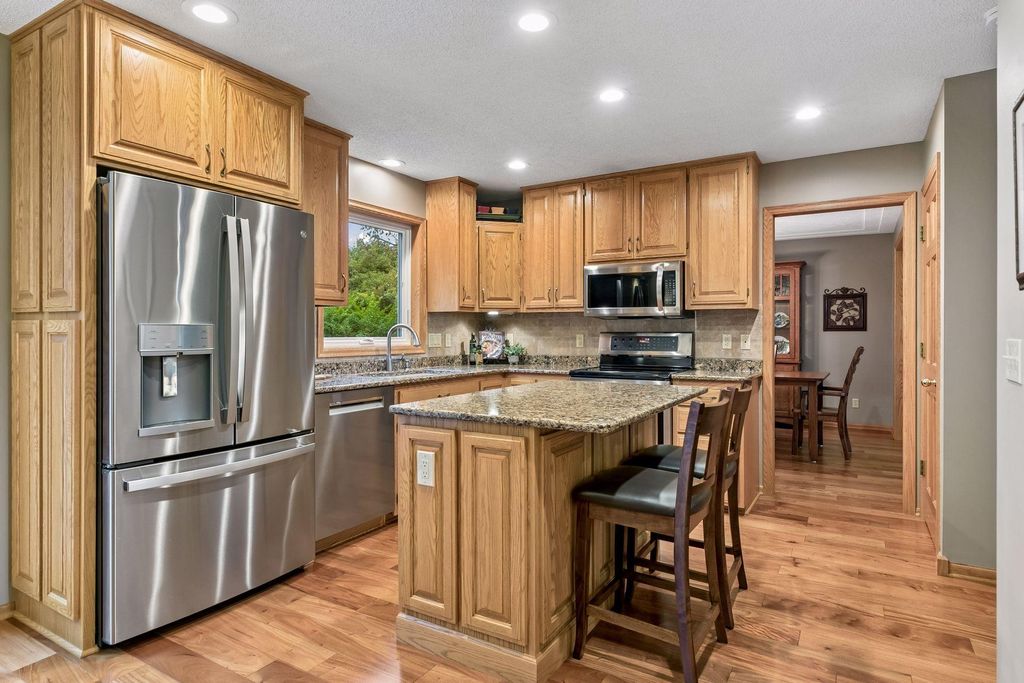 1440 Clippership Bay, Woodbury, MN 55125 — photo 3