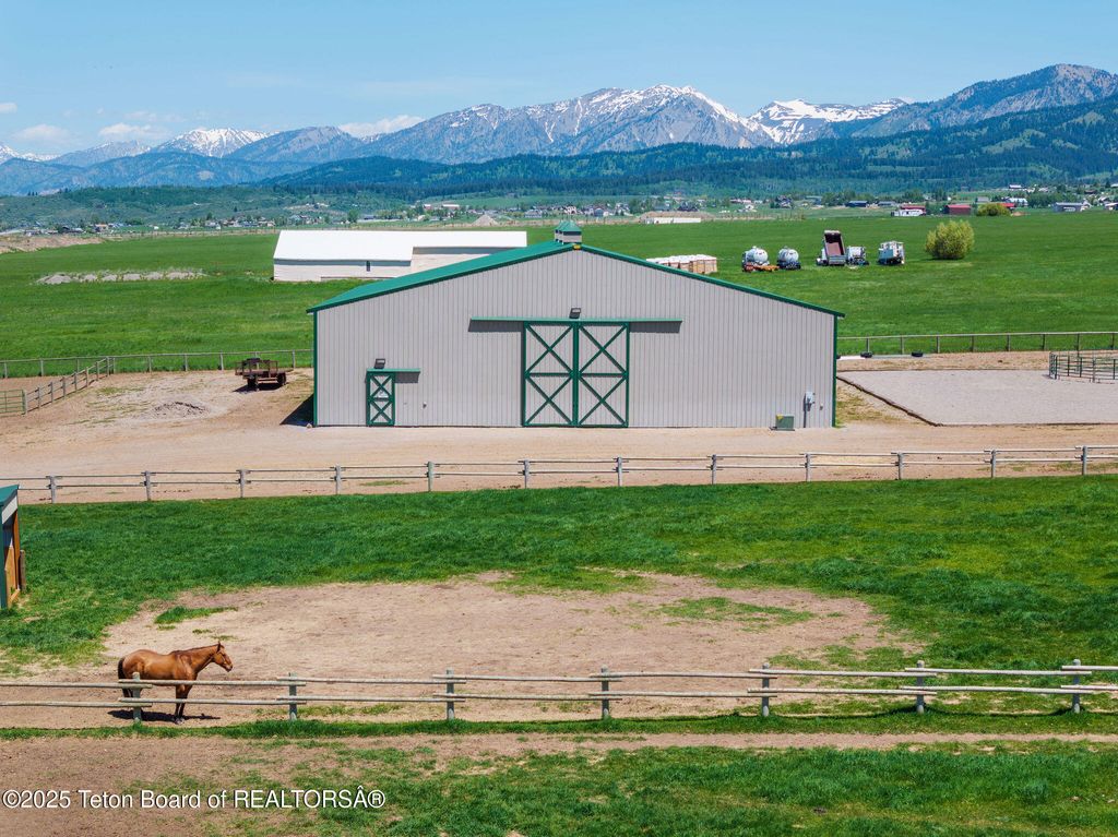 86 HAWK'S REST RD, Etna, WY 83118 photo 13