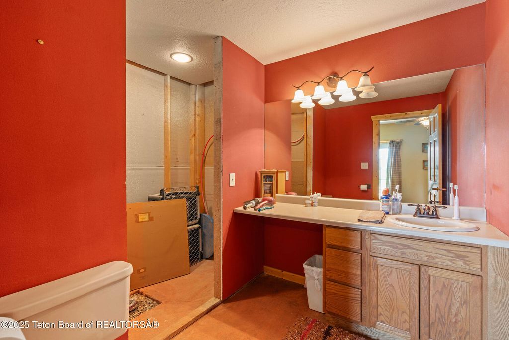 86 HAWK'S REST RD, Etna, WY 83118 photo 33