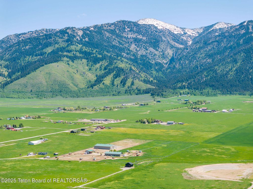 86 HAWK'S REST RD, Etna, WY 83118 photo 67