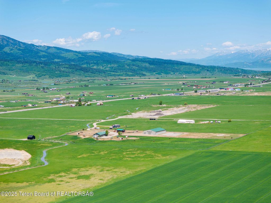 86 HAWK'S REST RD, Etna, WY 83118 photo 68