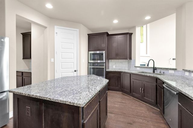 21422 Martin Tea Trail, Tomball, TX 77377