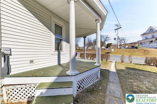 460 3rd Street, Lehighton Boro, PA 18235
