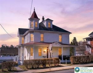 460 3rd Street, Lehighton Boro, PA 18235