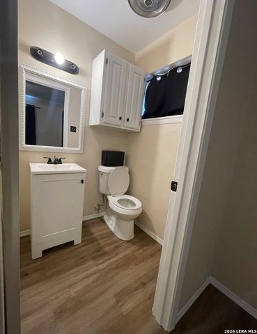 609 Bow, Kerrville, TX 78028