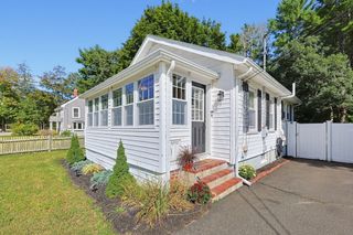300 Cocasset St, Foxboro, MA 02035