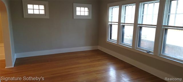 1031 Maryland Street, Grosse Pointe Park, MI 48230