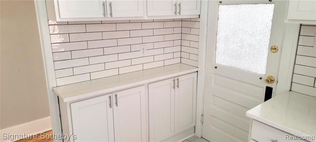 1031 Maryland Street, Grosse Pointe Park, MI 48230