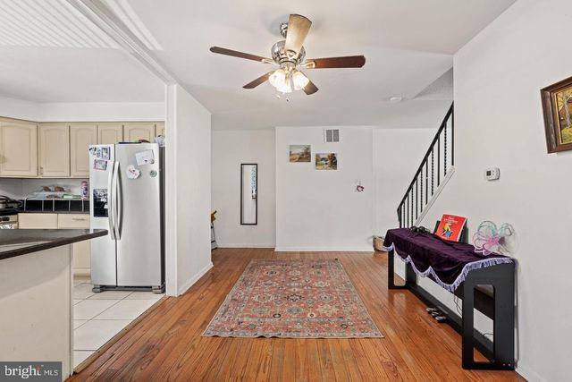 141 LAUREBA AVE, Stratford, NJ 08084