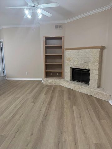 6804 N Capital Of Texas Highway 813, Austin, TX 78731