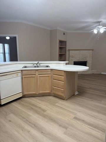 6804 N Capital Of Texas Highway 813, Austin, TX 78731