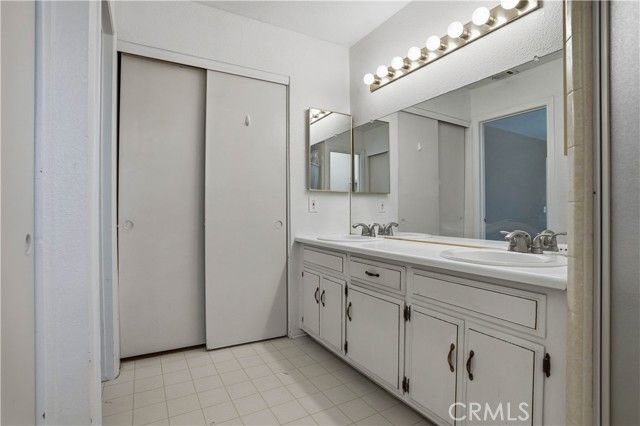 29360 Vacation, Canyon Lake, CA 92587