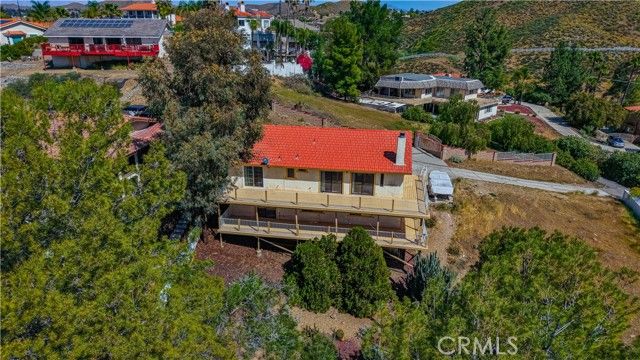 29360 Vacation, Canyon Lake, CA 92587