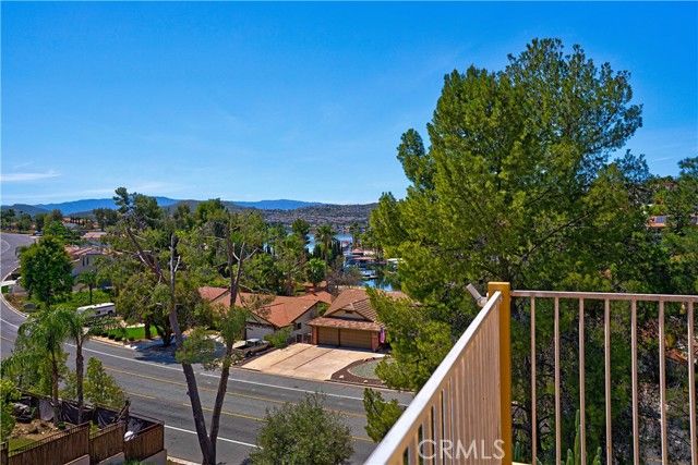 29360 Vacation, Canyon Lake, CA 92587