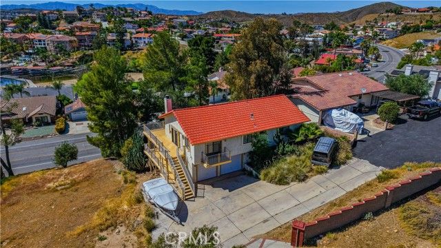 29360 Vacation, Canyon Lake, CA 92587