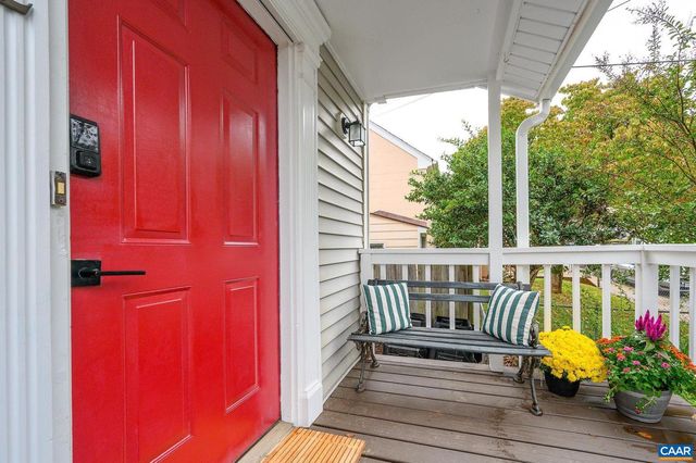 302 PALATINE AVE, Charlottesville, VA 22902