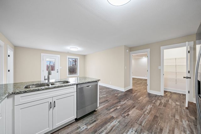 940 Palmyra Rd, Clarksville, TN 37040