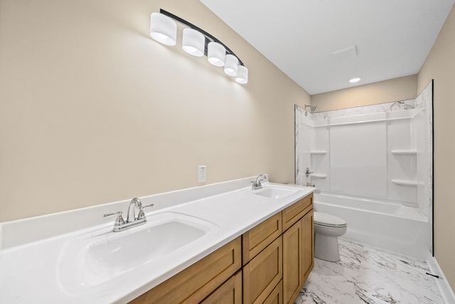 940 Palmyra Rd, Clarksville, TN 37040