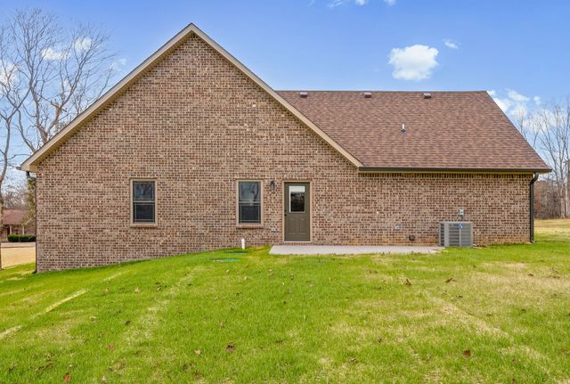 940 Palmyra Rd, Clarksville, TN 37040