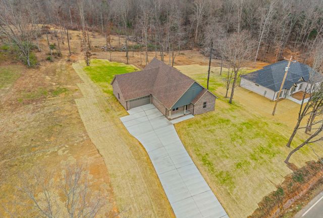 940 Palmyra Rd, Clarksville, TN 37040