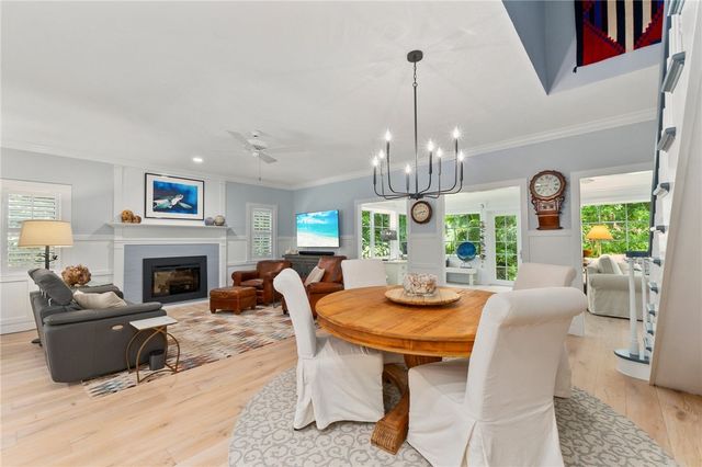 1240 Palmetto Court 104, Vero Beach, FL 32963