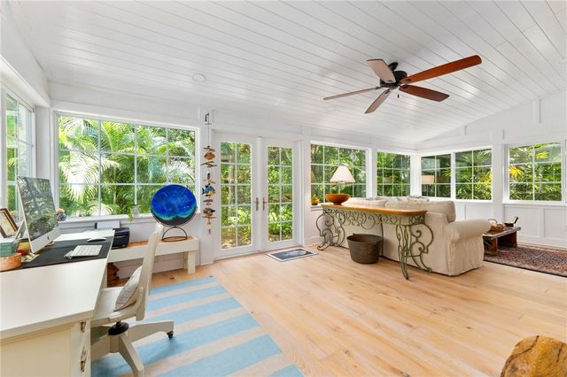 1240 Palmetto Court 104, Vero Beach, FL 32963