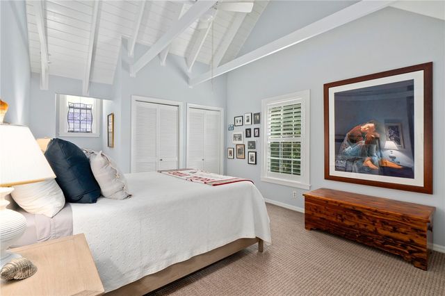 1240 Palmetto Court 104, Vero Beach, FL 32963