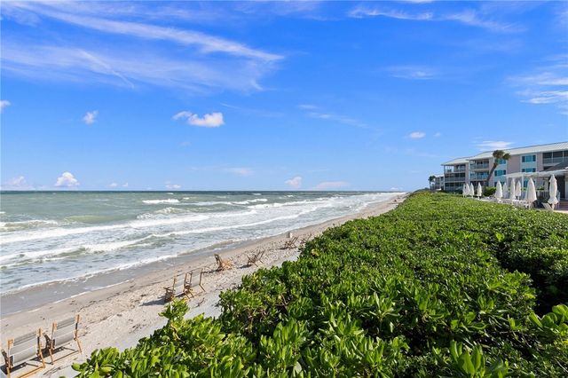 1240 Palmetto Court 104, Vero Beach, FL 32963
