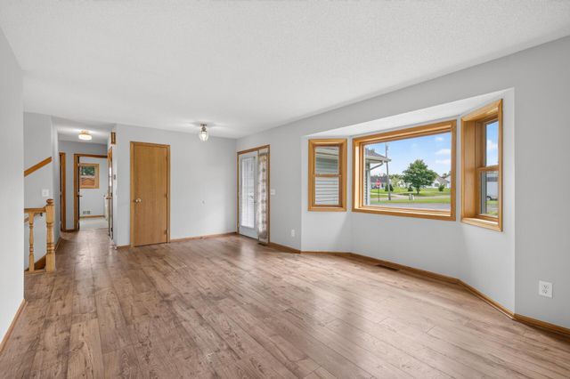 11264 Garnet Court, Hanover, MN 55341