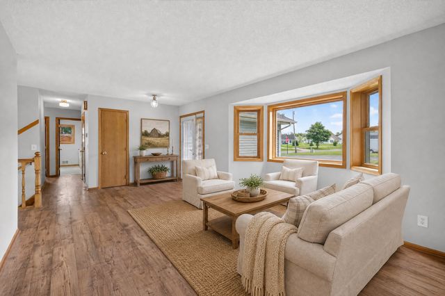 11264 Garnet Court, Hanover, MN 55341