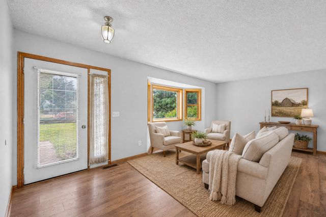 11264 Garnet Court, Hanover, MN 55341