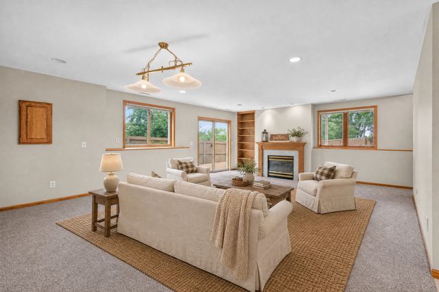 11264 Garnet Court, Hanover, MN 55341