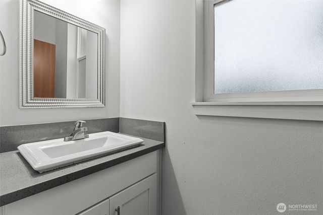 708 Miller Street, Winlock, WA 98596