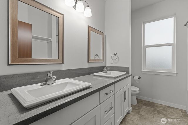 708 Miller Street, Winlock, WA 98596