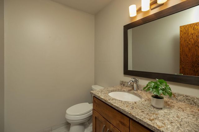 1135 1st Street NW, Oronoco, MN 55960