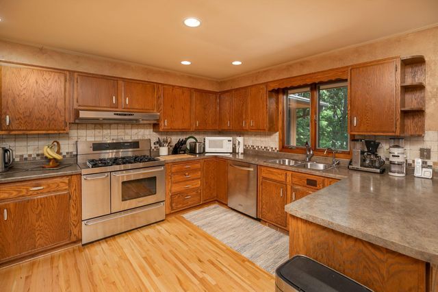 1135 1st Street NW, Oronoco, MN 55960