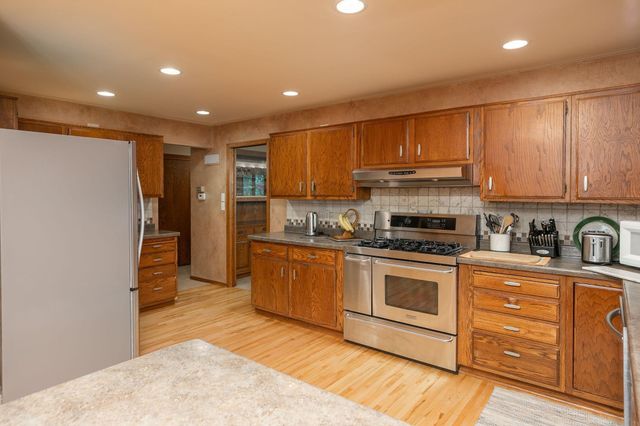 1135 1st Street NW, Oronoco, MN 55960