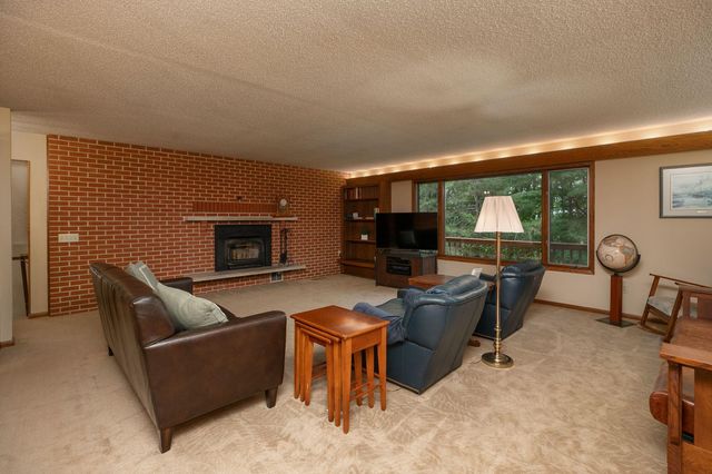 1135 1st Street NW, Oronoco, MN 55960