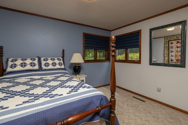 1135 1st Street NW, Oronoco, MN 55960