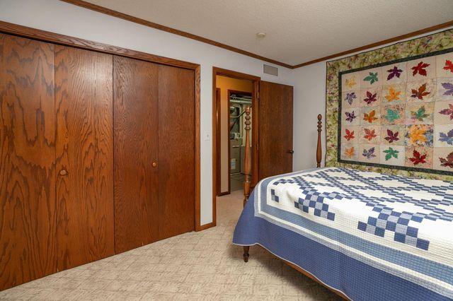 1135 1st Street NW, Oronoco, MN 55960