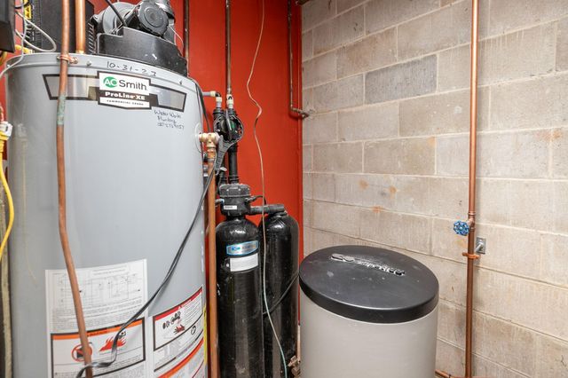 1135 1st Street NW, Oronoco, MN 55960