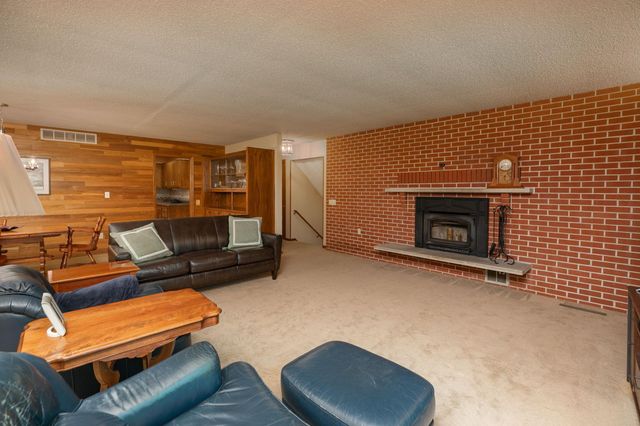 1135 1st Street NW, Oronoco, MN 55960