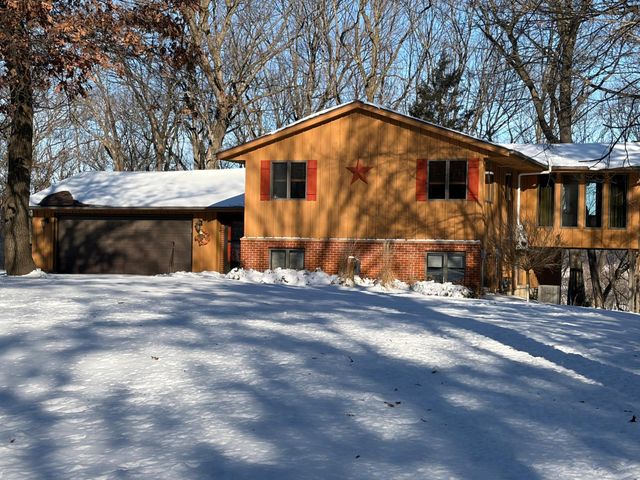 1135 1st Street NW, Oronoco, MN 55960