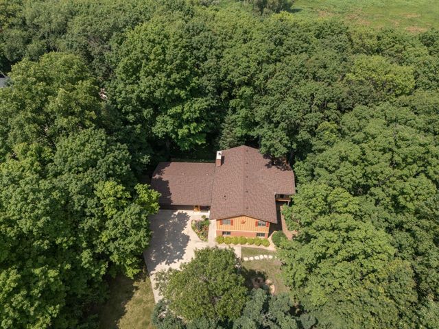 1135 1st Street NW, Oronoco, MN 55960